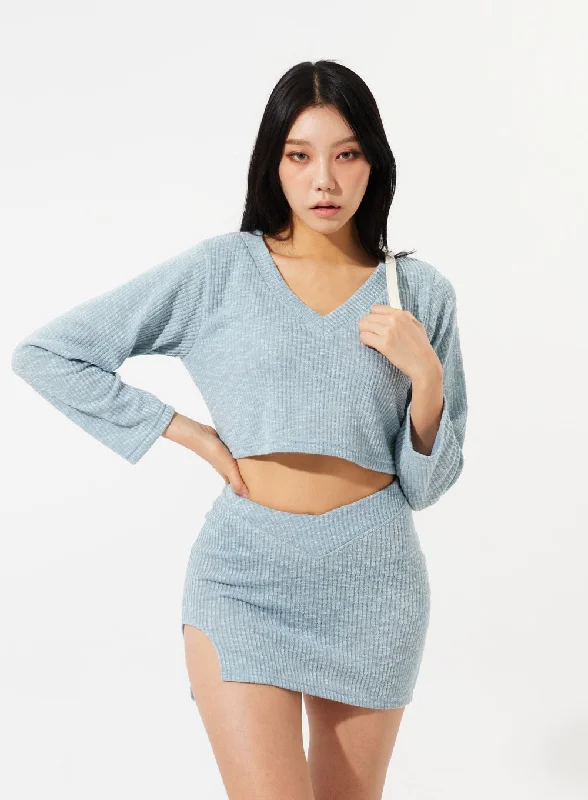 knit-top-and-mini-skirt-set-im307