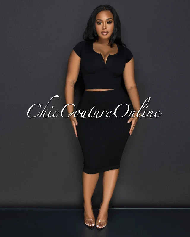 laury-black-ribbed-sculpting-crop-top-skirt-set