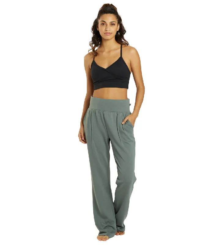 marika-arlo-pant-8217386-balsam-green