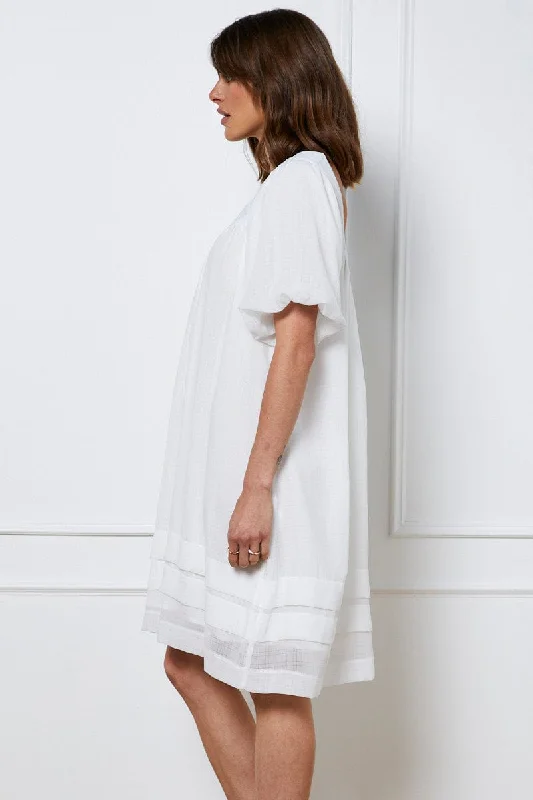 White A Line Dress Short Sleeve Round Neck