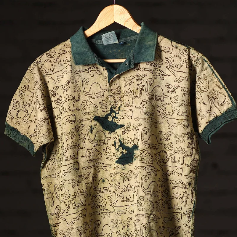 477281-219-bindaas-natural-dyed-art-block-print-polo-collar-t-shirt-in-pure-cotton