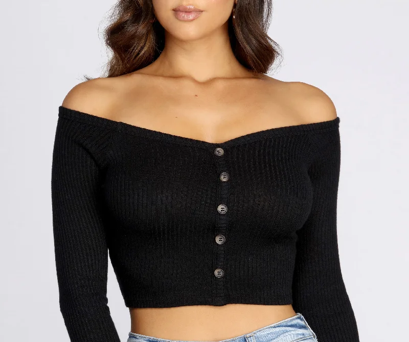 button-detail-ribbed-knit-crop-top-060011909200