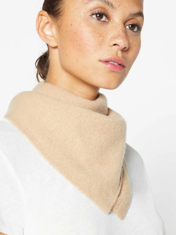 The Cashmere Neck Square