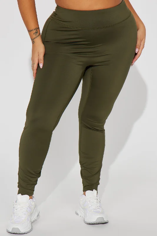 claudia-elevate-active-legging-olive