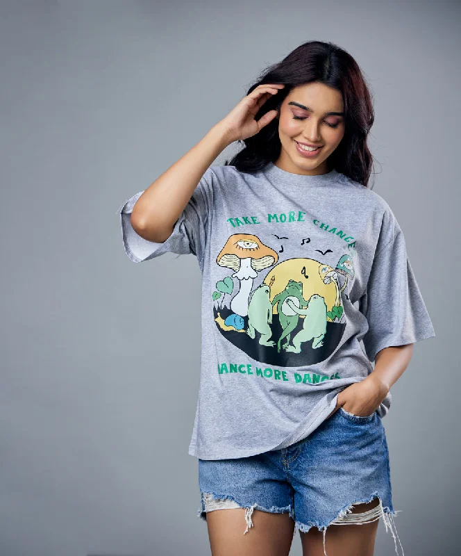 frog-musical-party-oversized-tshirt