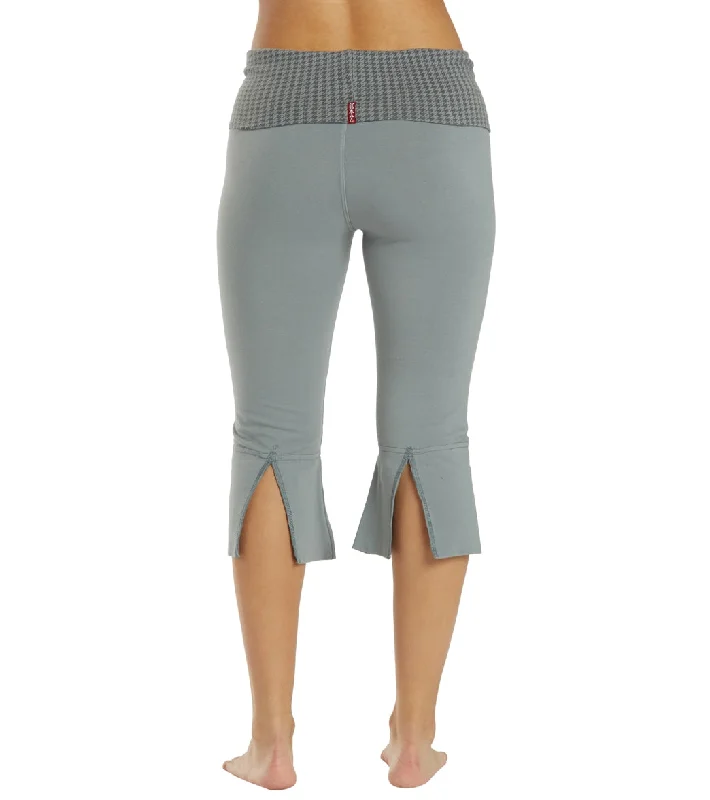 hard-tail-contour-rolldown-v-split-capris-8206089-bullet