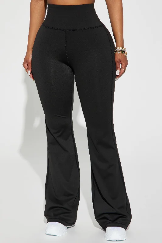 Lily Active Flare Pant - Black