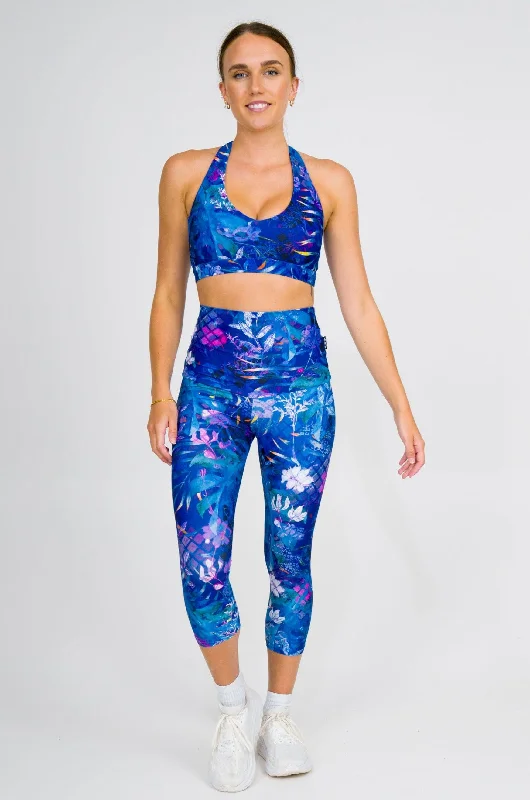 Mermaid Mafia Performance - Extra High Waisted Capri Leggings