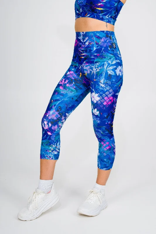 mermaid-mafia-performance-extra-high-waisted-capri-leggings