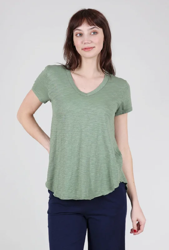 Curve Hem S/S Vee Tee, Mint Moss