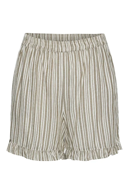 Pieces - Pcalvina Shorts - 4471847 Laurel Oak Cloud Dancer