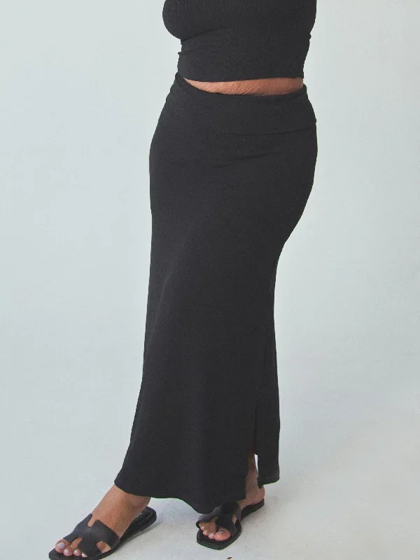 ribbed-fold-over-maxi-skirt