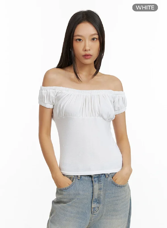 shirred-off-shoulder-crop-top-il409