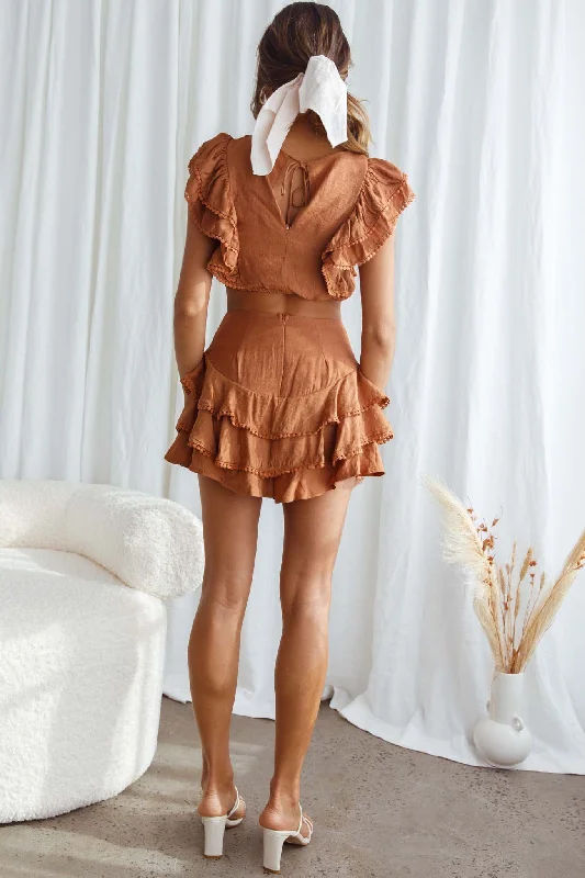 wild-and-free-pintuck-pleat-and-layered-ruffle-shorts-tan